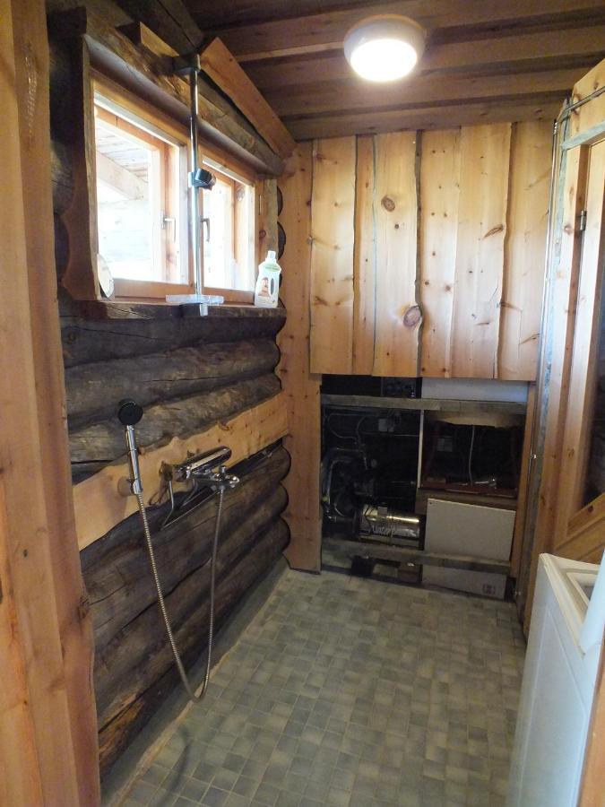 אינארי Cabin At Huskies Farm מראה חיצוני תמונה