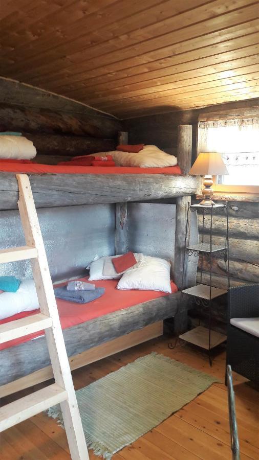 אינארי Cabin At Huskies Farm מראה חיצוני תמונה